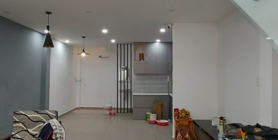 Ngay Nhà thờ Bến Hải, HXH Dương Quảng Hàm 63m2 5.8 tỷ nở hậu 4.6m.