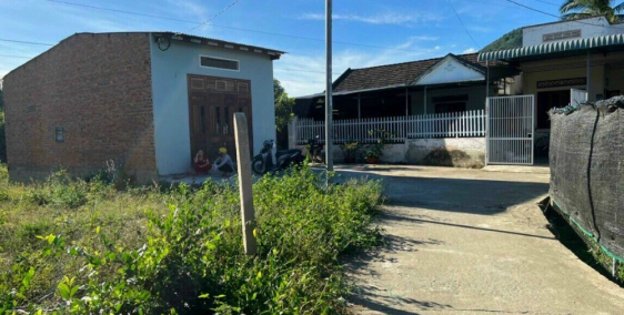 Đất Dân Cắt bán  thôn Tây, Vĩnh Phương chỉ 7tr1/m2