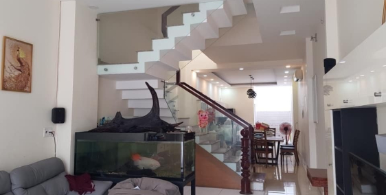 Bán nhà Hòa Hưng Q10, Hẻm rộng 1 trục, 40m2 (4x10). 0931399266