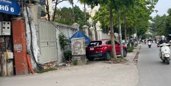 Bán gấp nhà cấp 4 phố Ngô Quyền, phân lô cán bộ, 40m2 mt 3m2, nhỉnh 3 tỷ.LH Đạt