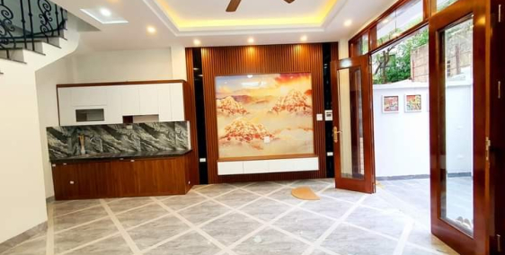 BÁN NHÀ VÂN ĐỒN, QUẬN HAI BÀ TRƯNG, GẦN PHỐ, MỚI Ở SƯỚNG, DT45M2, 5 TẦNG. Giá