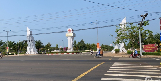 Bán đất hơn 600m2 ngay trung tâm Tân Quan sổ sẵn có thổ cư giá chỉ 1tr3/m2