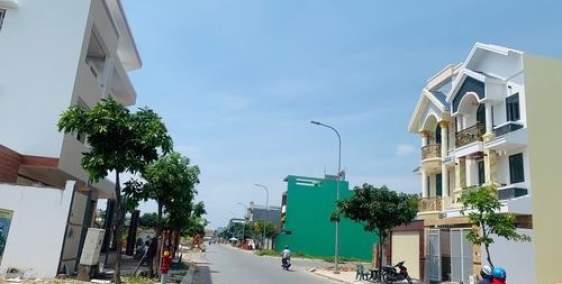 Duy nhất 2 lô đất bán MT Nguyễn Oanh, P17, Gò Vấp. Giá 2tỷ4/lô 100m2 có sổ đỏ