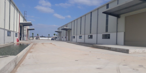 Cho thuê nhà xưởng 4900m2 và 9800m2 KCN Hoà Phú,làm được EPE. LH 0988 457 392