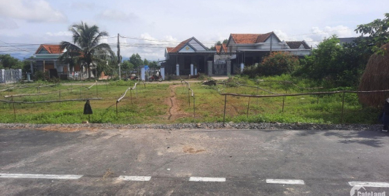 tôi kẹt tiền giảm 150 triệu bán gấp lô đất ninh hòa khánh hòa ,DT: 296m2