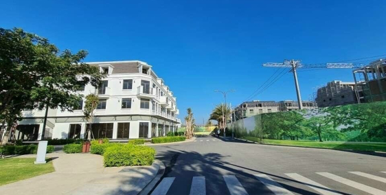 Nhà phố biển Lavida Vũng Tàu MT đường 3/2 giá 5,8 tỷ hoàn thiện cơ bản
