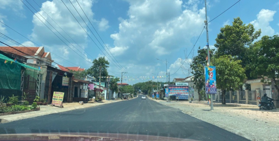 bán dất sào đồng xoài giá đầu tư.dt 1000m2 ngang 10 sâu 100 đường 16m