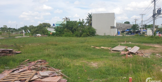 Cần Tiền Gấp Lô Đất Gần Chợ Long Cang