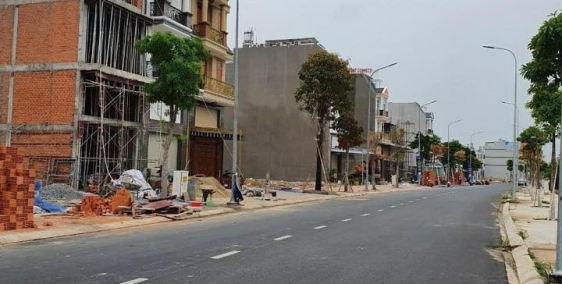 Lô đất thổ cư mặt tiền Quốc lộ 50, TT Cần Giuộc. 1ty299/100m2. Thổ cư, SHR.