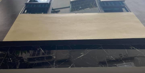 BÁN NHÀ VÕNG THỊ TÂY HỒ. DÂN XÂY. GẦN PHỐ. CÁCH 20M Ô TÔ TRÁNH, 5 PHÚT ĐI BỘ HỒ