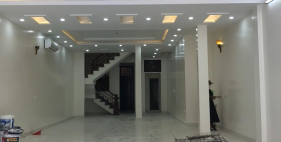 Cho thuê 400m làm văn phòng, quán  đường Mê Linh, Vĩnh Yên Lh 0855823833