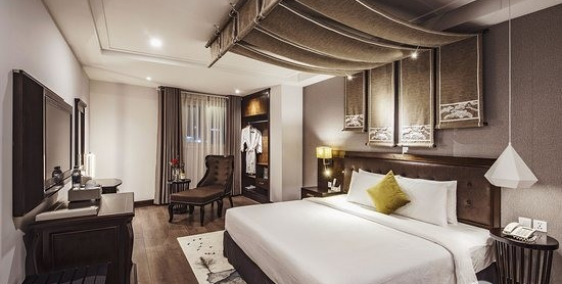 "Bán gấp khách sạn 10p mặt tiền Thuỳ Vân. View biển trực diện. P.2