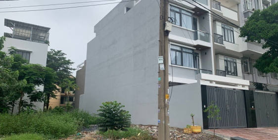 Cần bán lô đất  MT Trần Văn Kiểu, Quận 6, 5x18, giá chỉ 2.6 tỷ, sổ hông riêng