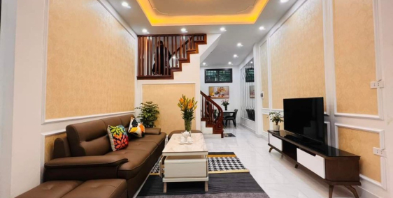 Chỉ 5 tỷ mua được căn nhà đẹp nhất phố Đặng Văn Ngữ 52M 5 tầng MT 4.5M lộc lá