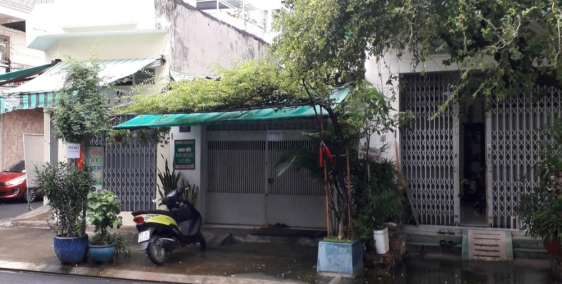 Bán nhà mặt tiền đường Trần Tấn