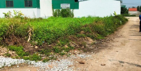 ĐẤT HIẾM CẦN BÁN chỉ 2xtr/m2 với 150m2 ở Kim Động_lô góc đường thông thoáng.