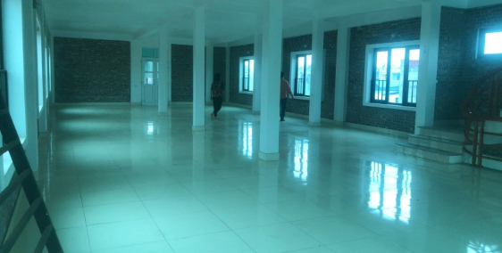 Cho thuê 450m tòa nhà  văn phòng, dịch vụ  Khai Quang , Vĩnh yên  Lh 0855823833