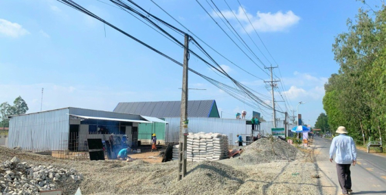 Bán nền chợ đối diện công viên