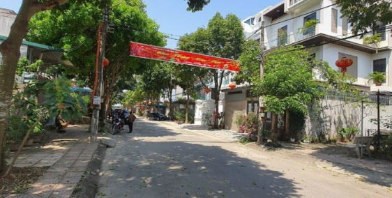 Bán gấp - giá cắt lỗ thửa đất tại phố Phan Đình Giót - Liên Bảo - Vĩnh Yên