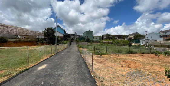 Chủ cần tiền gấp  cần bán hai lô sổ riêng xây dựng Măng Lin