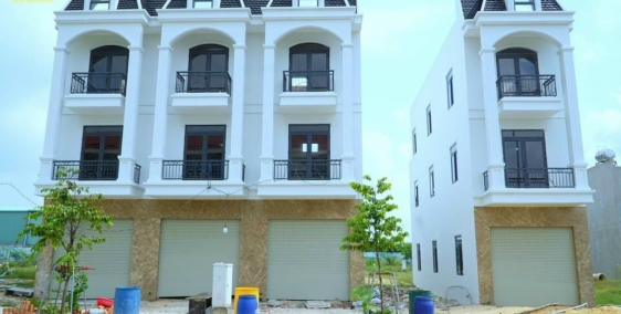 Bán Nhà mặt tiền ĐT 742 SỔ HỒNG RIÊNG