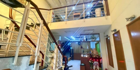 Nhà đẹp 4 tầng kiên cố. Trường Chinh cạnh Khu Bàu Cát. 7,95 tỷ