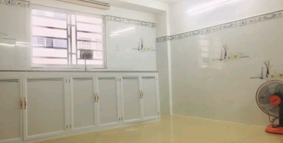 Cho thuê căn hộ pa lầu 3 chỉ 1tr3