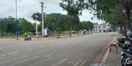 Chủ bán gấp lô đất Long Phước - Bà Rịa cực đẹp cực êm giá cực thấp !