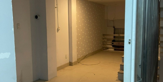 Cho thuê nhà 1 trệt 3 lầu mặt tiền đường số Chợ Tân Mỹ 17tr/th