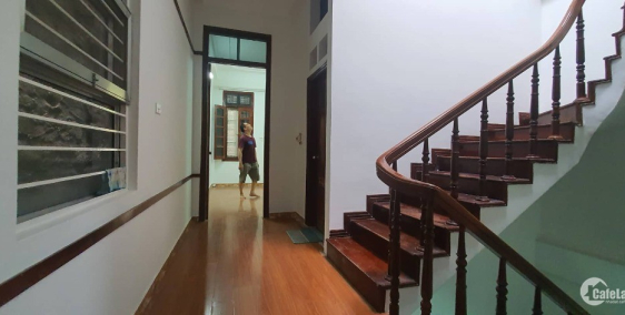 BÁN NHÀ PHÂN LÔ TÂY HỒ - 3 THOÁNG - Ô TÔ ĐỖ CỬA- DÂN TRÍ CAO.