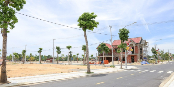 Gấp ! Cần Bán Nhanh Lô Đất Hướng Đông Mát Mẻ Thấp Nhất Thị Trường 650 Triệu