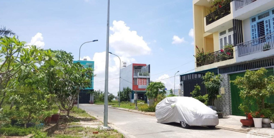 Tôi cần bán đất  MT Nguyễn Lương Bằng, Quận 7, SHR. 80m2.Giá chỉ 2.7tỷ. TC 100%,