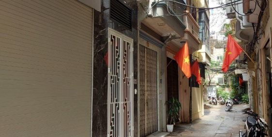 Bán nhà ngõ 15 Phương Mai 5 tầng xây mới DT 50m