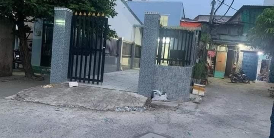 chính chủ bán nhà c4 như hình DT95m2 SHR giá 1 tỷ 720