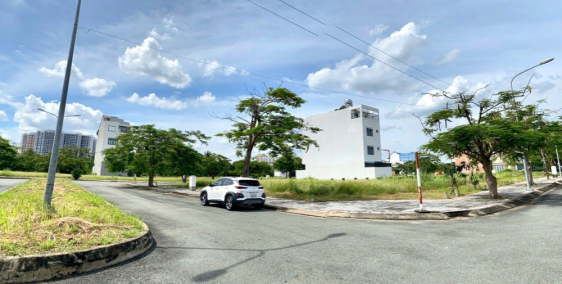 Bán gấp đất MT Nguyễn Thị Nhung, Giá 2tỷ3/100m2, Hiệp Bình Phước, Thủ Đức, SHR