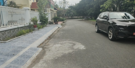     AI CÓ TIỀN CŨNG ĐẦU TƯ VÀO BẤT ĐỘNG SẢN . BẤT ĐỘNG SẢN LÀ NƠI GIỮ