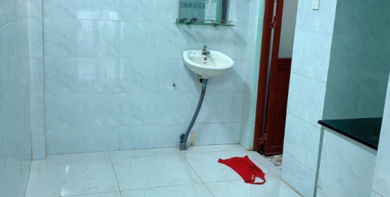 Cho thuê nhà Nguyên căn 638/50/5 Đường Lê Trọng Tấn dt 3,5x12 1 lững