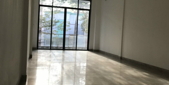 Bán nhà hẻm Trần Bình Trọng, chỉ 3 tỷ 2. Hẻm xe hơi. Nhà chính chủ