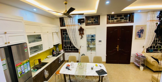 SIÊU RẺ Nhà Ngọc Lâm Ở NGAY Ôtô vào nhà 85m2 nhỉnh 8 tỷ.