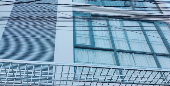 Bán nhà 5 tầng TTTP, full nội thất cao cấp, đang cho thuê 25-35 triệu.