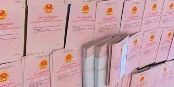 Bán gấp lô đất nền 100m2 ở Q9 - giá 3tỷ5 , sổ sẳn, sổ riêng