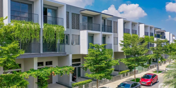 Nhà Biệt Lập, 210m2, 1 trệt 2 lầu, 4PN, 4WC, Chỉ thanh toán 1,4 TỶ, SHR