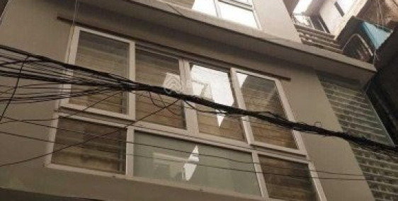 NP2061. Nhà cách mặt đường Láng 02 bước chân 76m2, 5 tầng, mt 5m, nở hậu, 14 tỷ