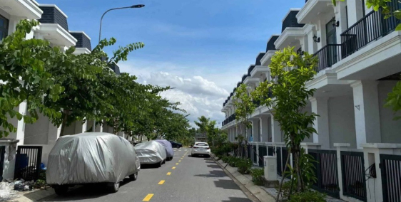 Chính chủ kẹt tiền cần bán gấp nhà gần chợ Gò Đen