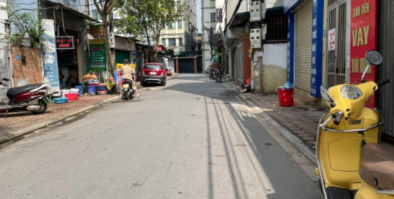 Cần tiền vào Sài Gòn kinh doanh chủ gửi bán gấp lô đất thổ cư mặt phố Cửu Việt 2