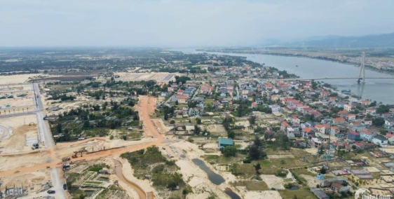 Bán khách sạn mini 12 - 15 phòng view biển Bảo Ninh, phố đi bộ, sở hữu lâu dài