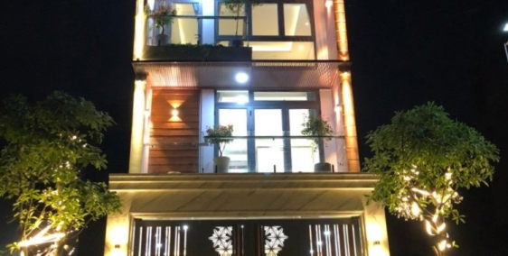 Bán nhà 5x18 xây dựng 3 lầu, Khu dân cư Phú Mỹ Gần chung cư Đức Khải Q7