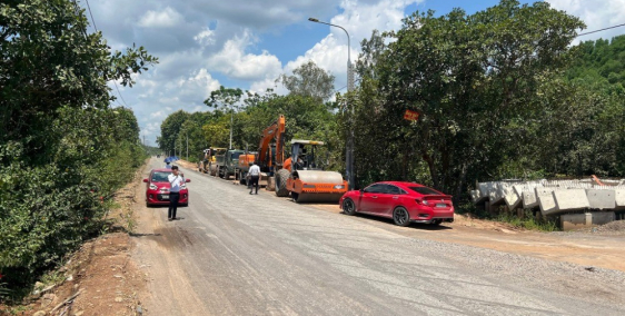 Bán Đất Định Quán Đồng Nai, mặt nhựa rộng 18m giá chỉ 1ty4xxtr/230m2 full thổ cư