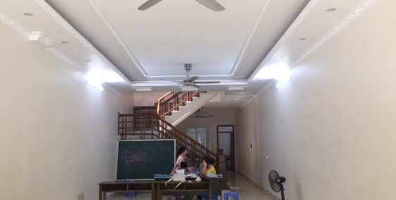 Cho thuê nhà 3 tầng  Định Trung, Vĩnh Yên Lh 0855823833