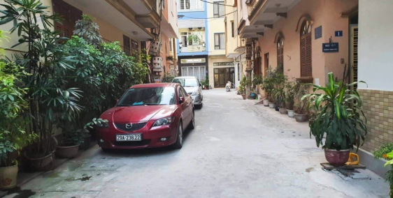 Bán Nhà phố Trần Phú, Văn Quán, Phân Lô, Ô Tô KD, 45m x 4T giá 5.6 tỷ